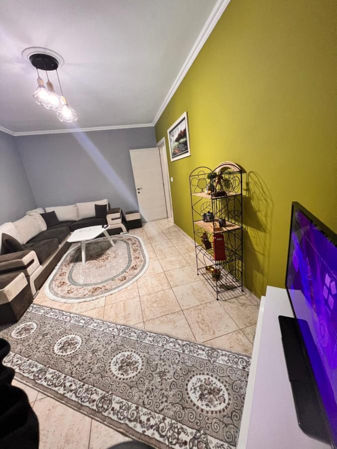 Downtown Retreat "Spiranca" Apartman Tirana Kültér fotó