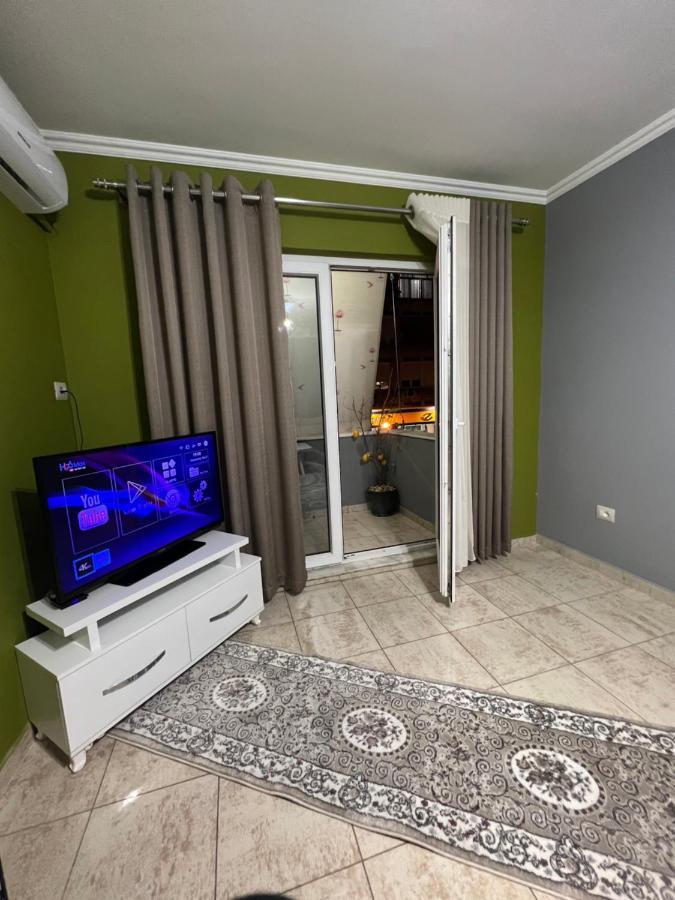 Downtown Retreat "Spiranca" Apartman Tirana Kültér fotó