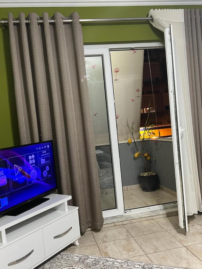 Downtown Retreat "Spiranca" Apartman Tirana Kültér fotó