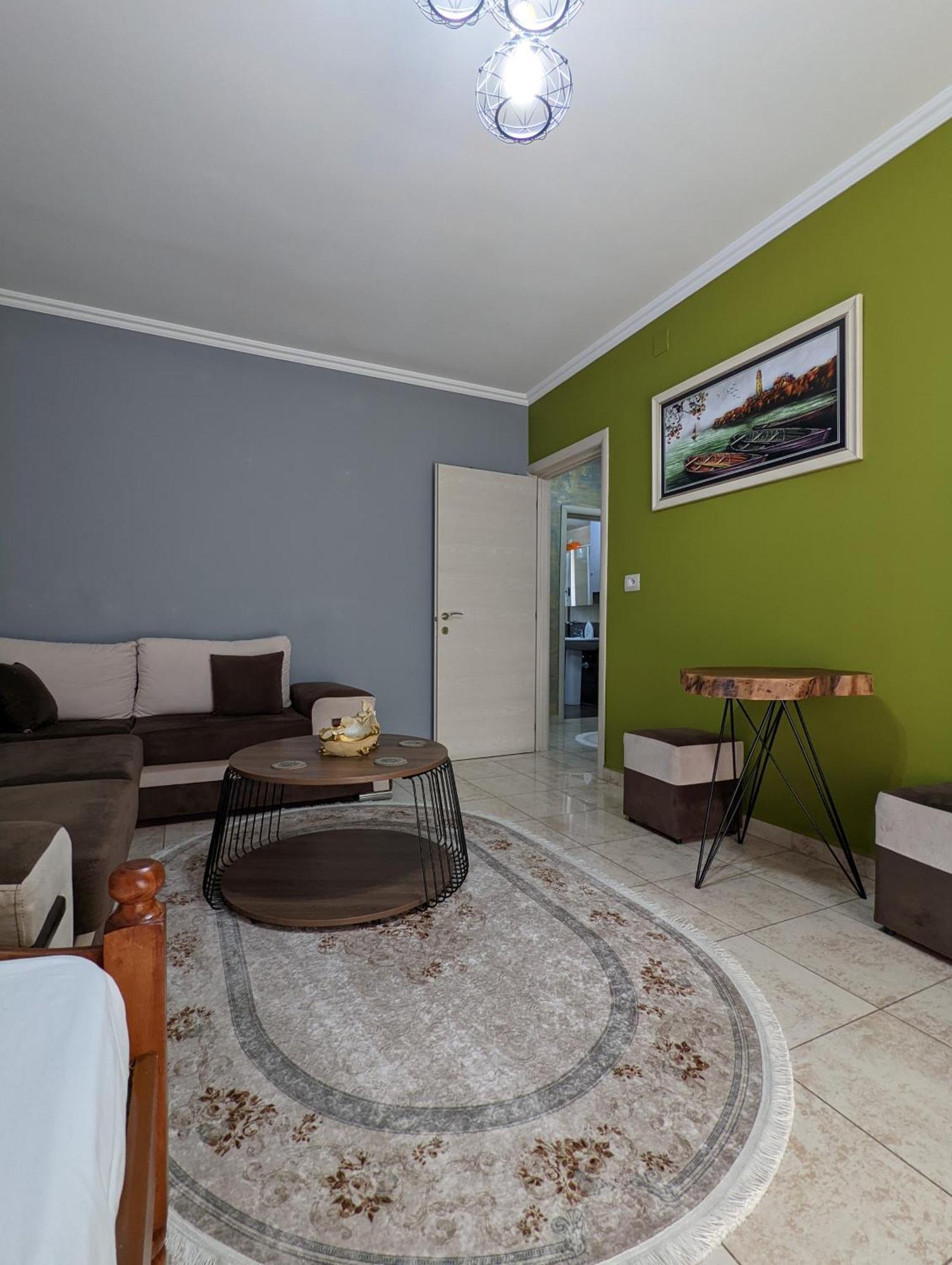 Downtown Retreat "Spiranca" Apartman Tirana Kültér fotó