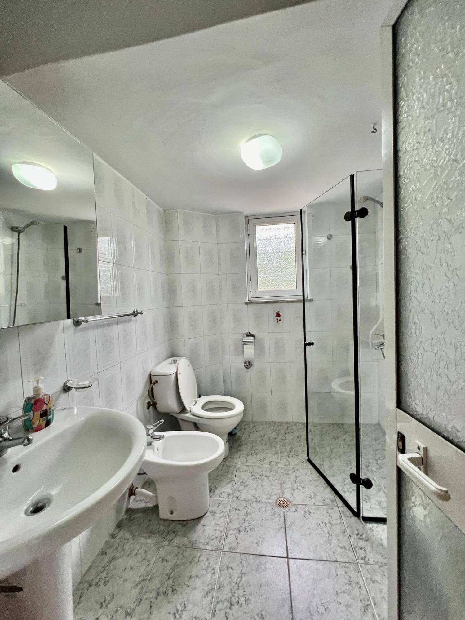 Downtown Retreat "Spiranca" Apartman Tirana Kültér fotó