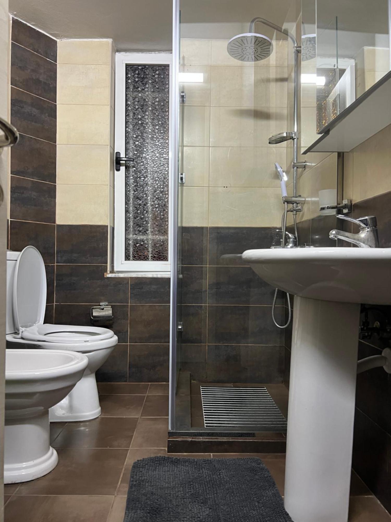 Downtown Retreat "Spiranca" Apartman Tirana Kültér fotó