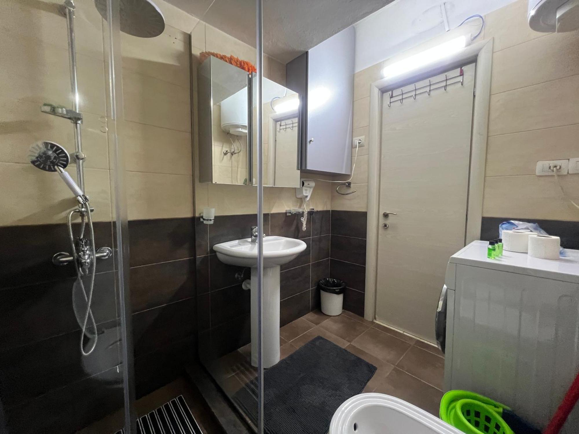 Downtown Retreat "Spiranca" Apartman Tirana Kültér fotó